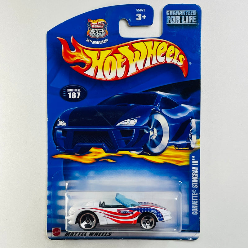 2002 Hot Wheels Corvette Stingray III 187 blanco 3SP