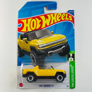 2022 Hot Wheels HW Green Speed GMC Hummer EV amarillo BLOR Primera Edición Tarjeta Internacional