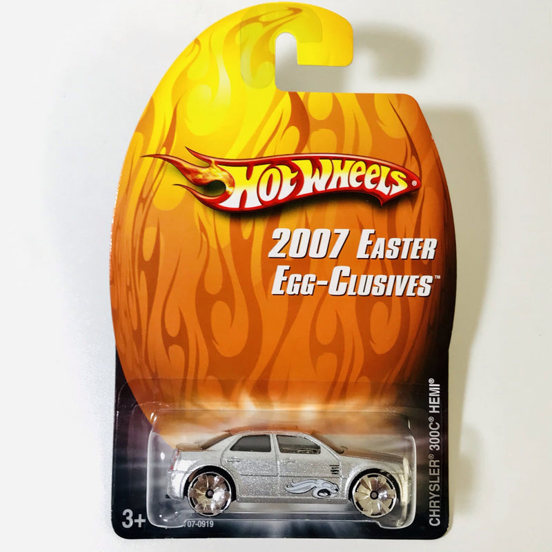 2007 Hot Wheels Easter Egg-Clusives Chrysler 300C Hemi plata Bling