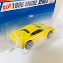 1995 Hot Wheels Model Series Ferrari 355 amarillo 5SP