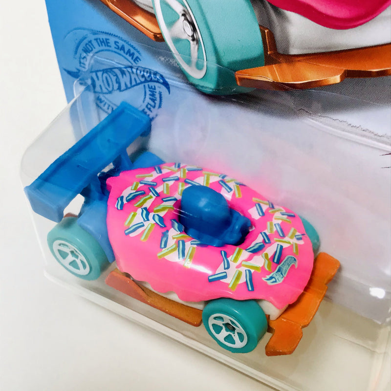 2021 Hot Wheels Fast Foodie Donut Drifter rosado 5SP