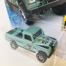 2020 Hot Wheels Baja Blazers Land Rover Series III Pickup verde BAJA5