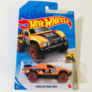 2021 Hot Wheels Baja Blazers Toyota Off-Road Truck naranja BLOR