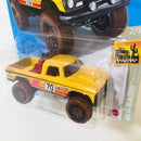 2021 Hot Wheels Baja Blazers 70 Dodge Power Wagon amarillo BLOR