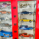 2008 Hot Wheels 40 Years of Hot Wheels Set Colección Set de 40 - Sweet 16, GMC Motorhome, 65 Mustang, Volkswagen Drag Bus y más