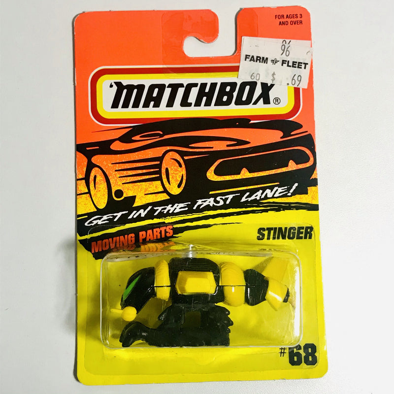 1995 Matchbox Moving Parts Stinger 68 amarillo con negro