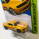 2014 Hot Wheels HW Workshop 13 Hot Wheels Chevy Camaro Special Edition amarillo TRAP5