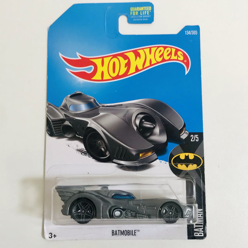 2017 Hot Wheels Batman 1989 Batmobile gris metálico PR5