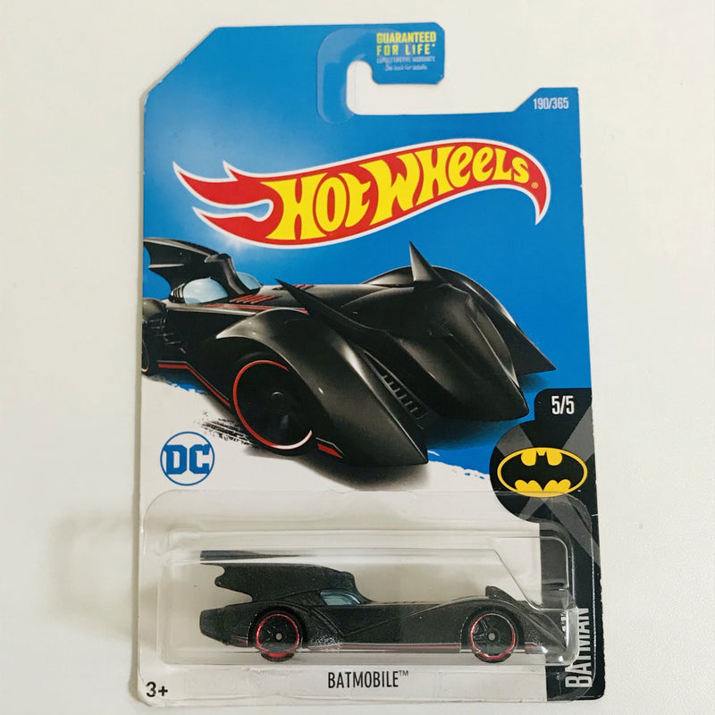 2017 Hot Wheels Batman The Brave and the Bold Batmobile negro PR5