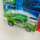 2007 Hot Wheels Code Car Dodge Charger Daytona verde metálico 5SP
