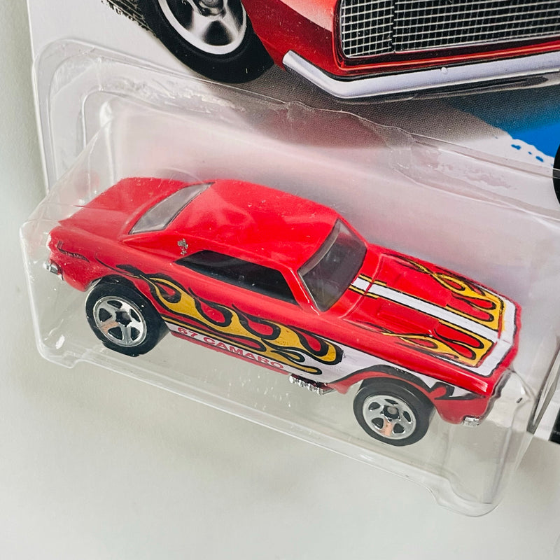 2017 Hot Wheels Camaro Fifty 67 Camaro rojo 5SP Tampos Conmemorativos de 1983