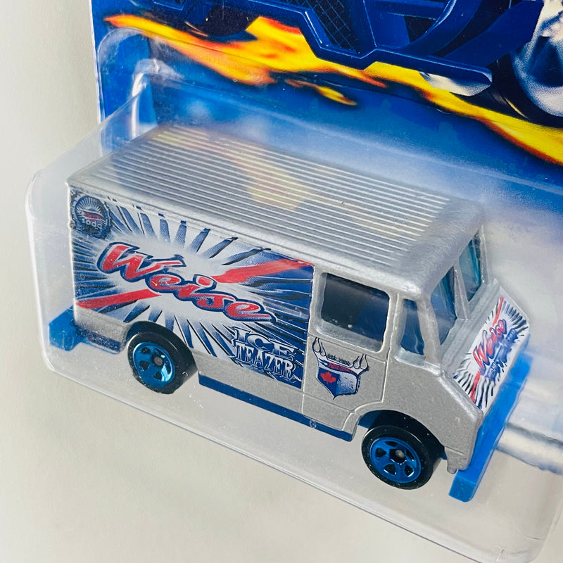 2003 Hot Wheels Carbonated Cruisers Combat Ambulance 089 plata metálico 5SP