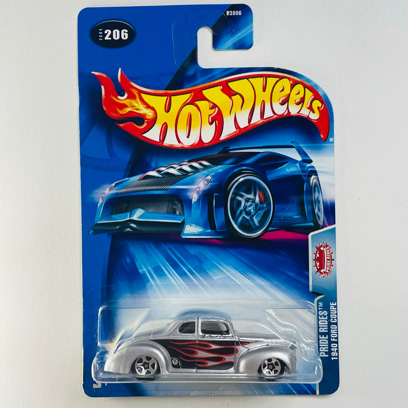 2004 Hot Wheels Pride Rides 1940 Ford Coupe 206 plata metálico 5SP