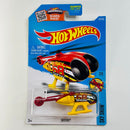 2016 Hot Wheels Sky Show Skyfire rojo con amarillo
