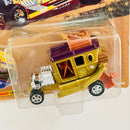 1996 Johnny Lightning Wacky Winners Limited Edition 1/17,500 Tom Daniel Tijuana Taxi dorado