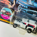 1997 Johnny Lightning Frightning Lightnings Limited Edition 1/15,000 Dark Shadows Barnabas Collins Vampire Van 1933 Chevrolet Sedan Delivery blanco