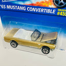 1996 Hot Wheels 65 Mustang Convertible 455 dorado metálico 5SP base ZAMAC