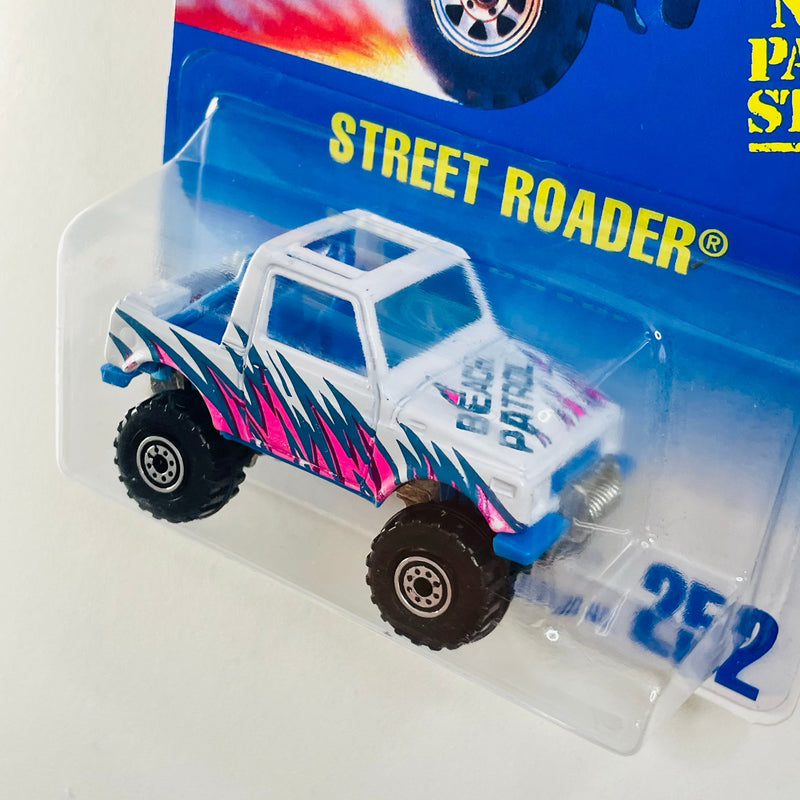 1995 Hot Wheels Street Roader Suzuki 252 blanco CT base ZAMAC