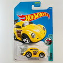 2017 Hot Wheels Tooned Volkswagen Beetle amarillo 5SP