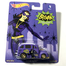 2015 Hot Wheels Pop Culture Batman Classic TV Series Cat Woman Gatúbela School Busted morado Llantas de Goma RR base ZAMAC