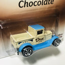 2013 Hot Wheels Pop Culture Mars Dove Chocolate 29 Ford Pickup beige Llantas de Goma RR