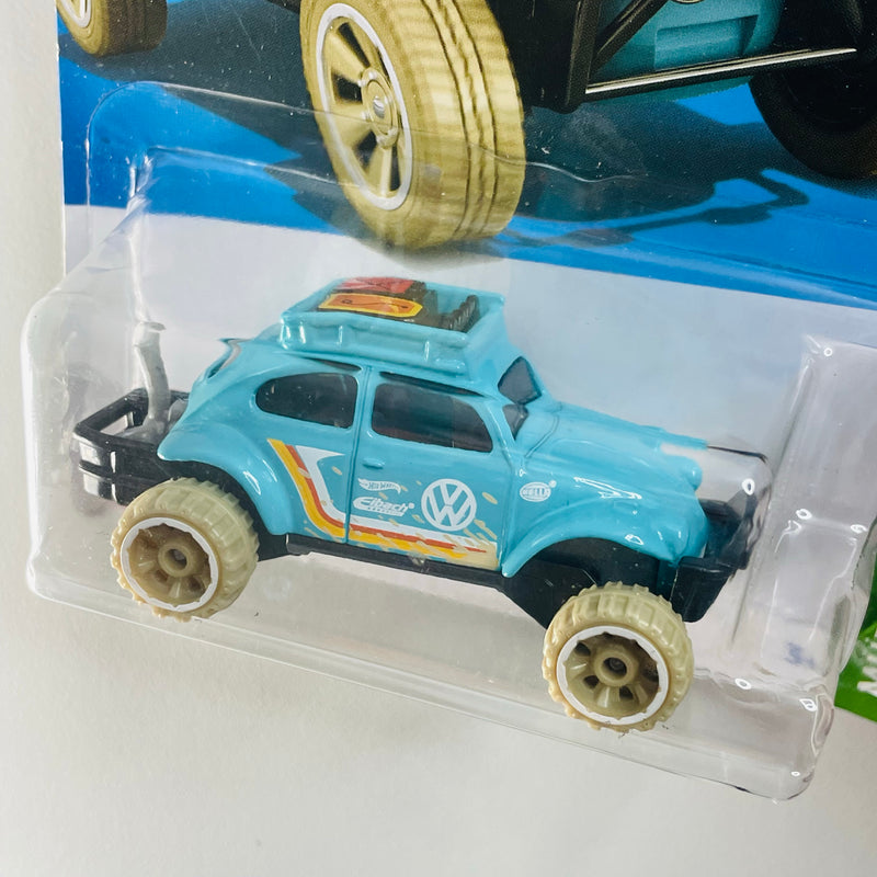 2022 Hot Wheels Mud Studs Volkswagen Baja Bug turquesa 6SP