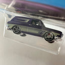 2019 Hot Wheels Custom 69 Volkswagen Squareback morado metálico OH5