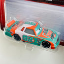 2021 Disney Pixar Cars 1:55 Metal Series Murray Clutchburn Chevrolet Monte Carlo verde