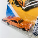 2012 Hot Wheels Muscle Mania Mopar 69 Dodge Coronet Super Bee naranja MC5