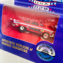 1997 Johnny Lightning Dragsters USA NHRA Drag Racing Limited Edition 2415/4800 Richard Earle 58 Christine 1958 Plymouth Fury rojo