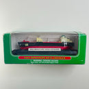 2002 Hess Miniature Hess Voyager Gasoline Oil Tanker Buque Cisterna negro con rojo