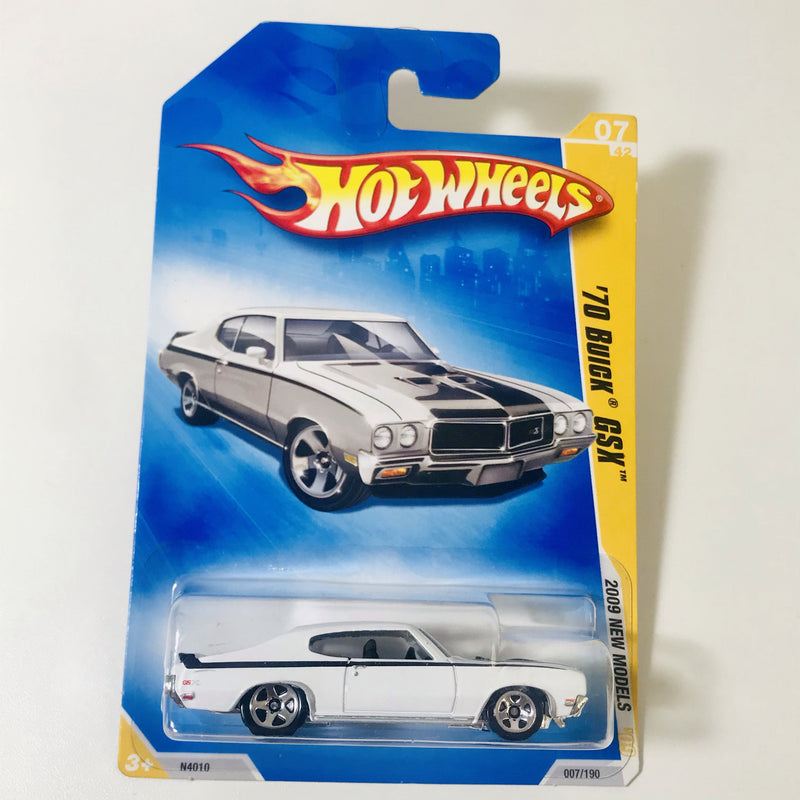 2009 Hot Wheels New Models 70 Buick GSX blanco 5SP