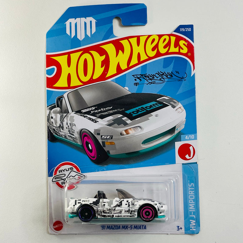 2022 Hot Wheels HW J-Imports Mad Mike 91 Mazda MX-5 Miata blanco AD con DD8