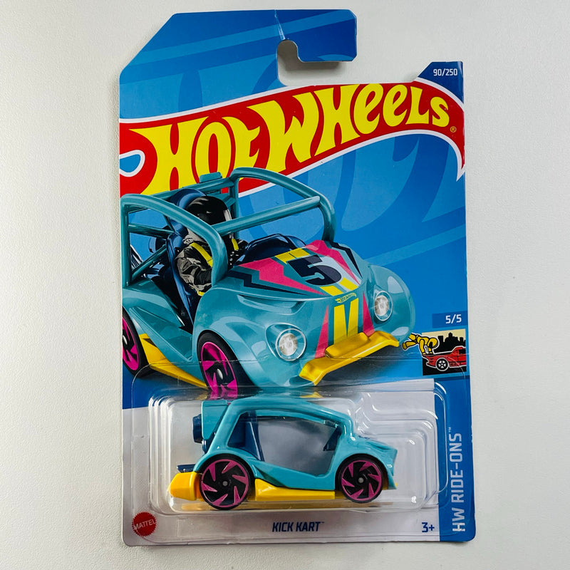 2022 Hot Wheels HW Ride-Ons Kick Kart turquesa RA6