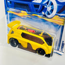 2002 Hot Wheels First Editions Hyperliner 014 amarillo Goodyear 5SP