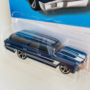 2022 Hot Wheels HW Wagons 70 Chevelle SS Wagon azul metálico MC5 Tarjeta Internacional