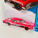 2015 Hot Wheels HW City 1971 Buick Riviera rojo PR5