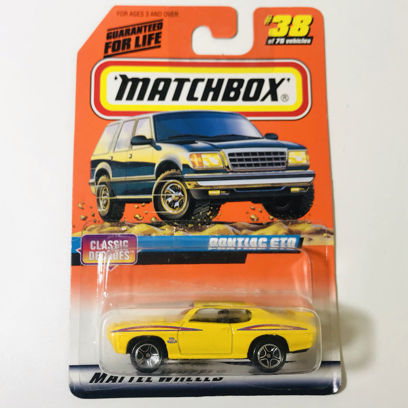 1998 Matchbox Classic Decades 70 Pontiac GTO 38 amarillo