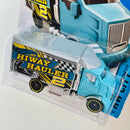2014 Hot Wheels HW City Hiway Hauler 2 celeste PR5
