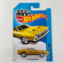 2014 Hot Wheels HW City 1971 Mustang Mach I dorado metálico 5SP