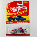 2005 Hot Wheels Classics Series 1 Scorchin' Scooter rosado spectraflame MC3