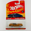 2007 Hot Wheels Classics Series 3 70 Plymouth Barracuda dorado spectraflame Goodyear 5SP base ZAMAC