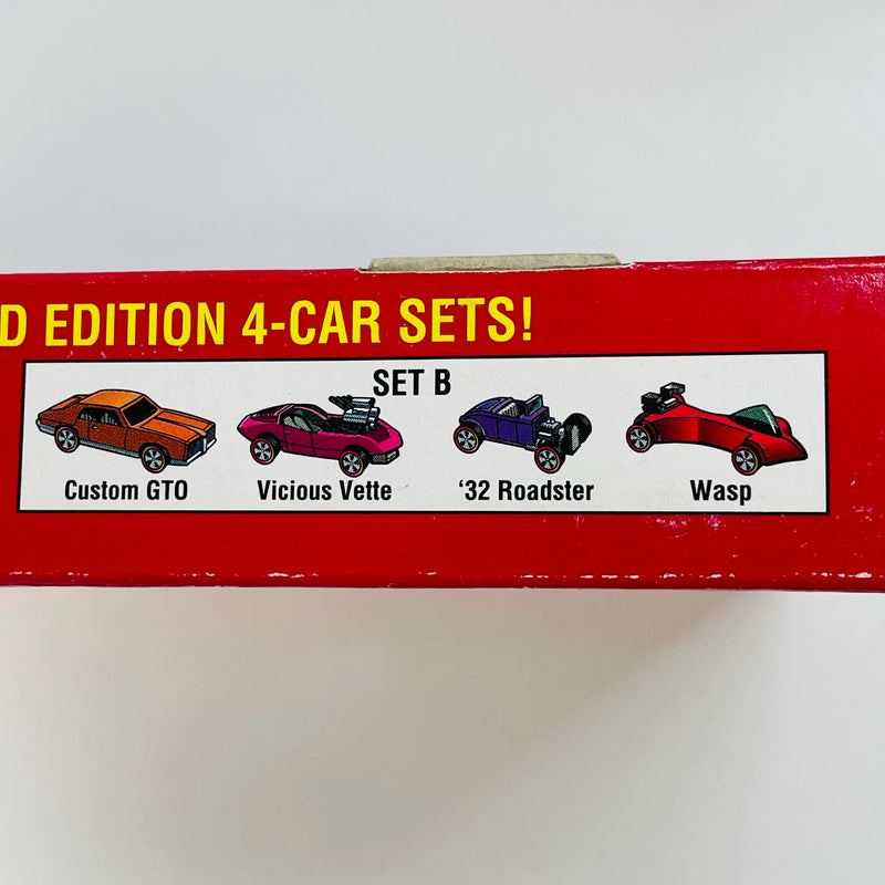 1994 Johnny Lightning Commemorative Limited Edition 4 Pack Set de 4 con Moneda Coleccionista - Custom Pontiac GTO, Vicious Vette Chevrolet Corvette, 32 Ford Roadster, Wasp