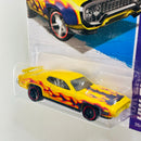 2013 Hot Wheels HW Showroom 71 Plymouth Road Runner amarillo MC5