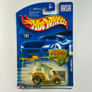 2002 Hot Wheels Tee'd Off Fore Wheeler 127 dorado 5SP base ZAMAC