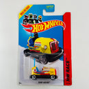 2014 Hot Wheels HW Race Bump Around amarillo 5SP
