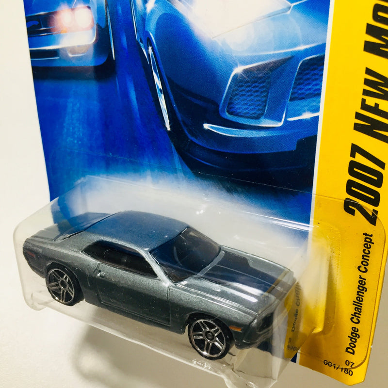 2007 Hot Wheels First Editions Dodge Challenger Concept gris PR5