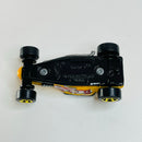 2003 Hot Wheels Flying Aces Track T 076 amarillo 5SP - Loose
