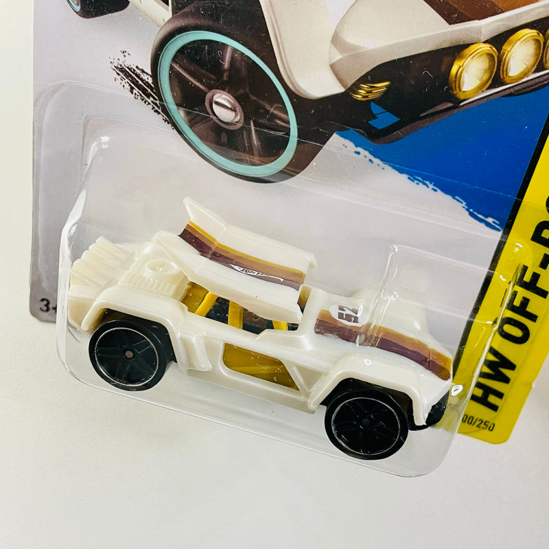 2015 Hot Wheels HW Off-Road Bull Whip blanco PR5
