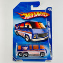 2010 Hot Wheels HW City Works GMC Motorhome azul metálico 5SP